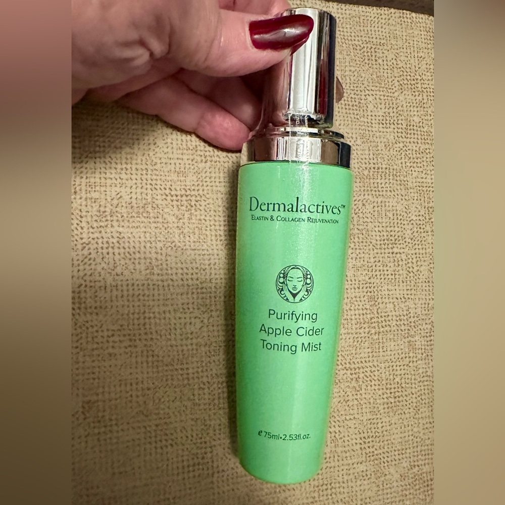 DERMALACTIVES PURIFYING APPLE CIDER TONING MIST NEW